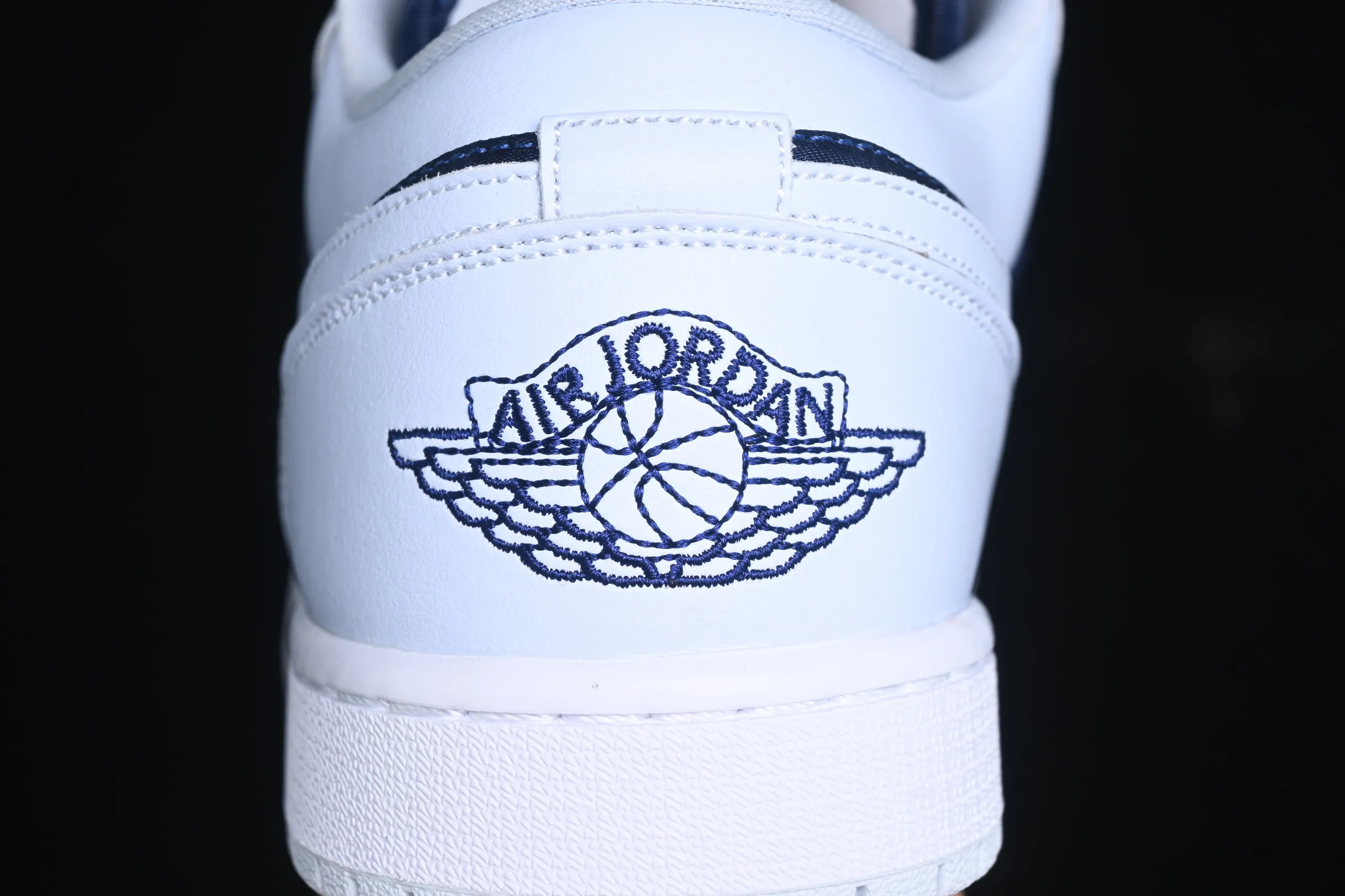 All categories Air Jordan Jordan series basketball shoes Air Jordan 1 Low Air Jordan 1 Low AJ1 Joe 1 silk navy blue low-top cultural casual sneakers FZ8778-044